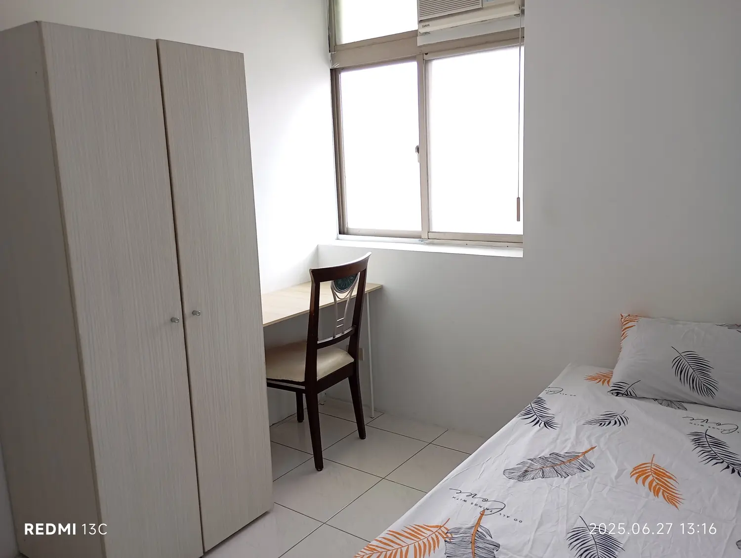 Room for rent in Zhongzheng District, Taipei City | NT$ 13 800 | 3 ping slide 0