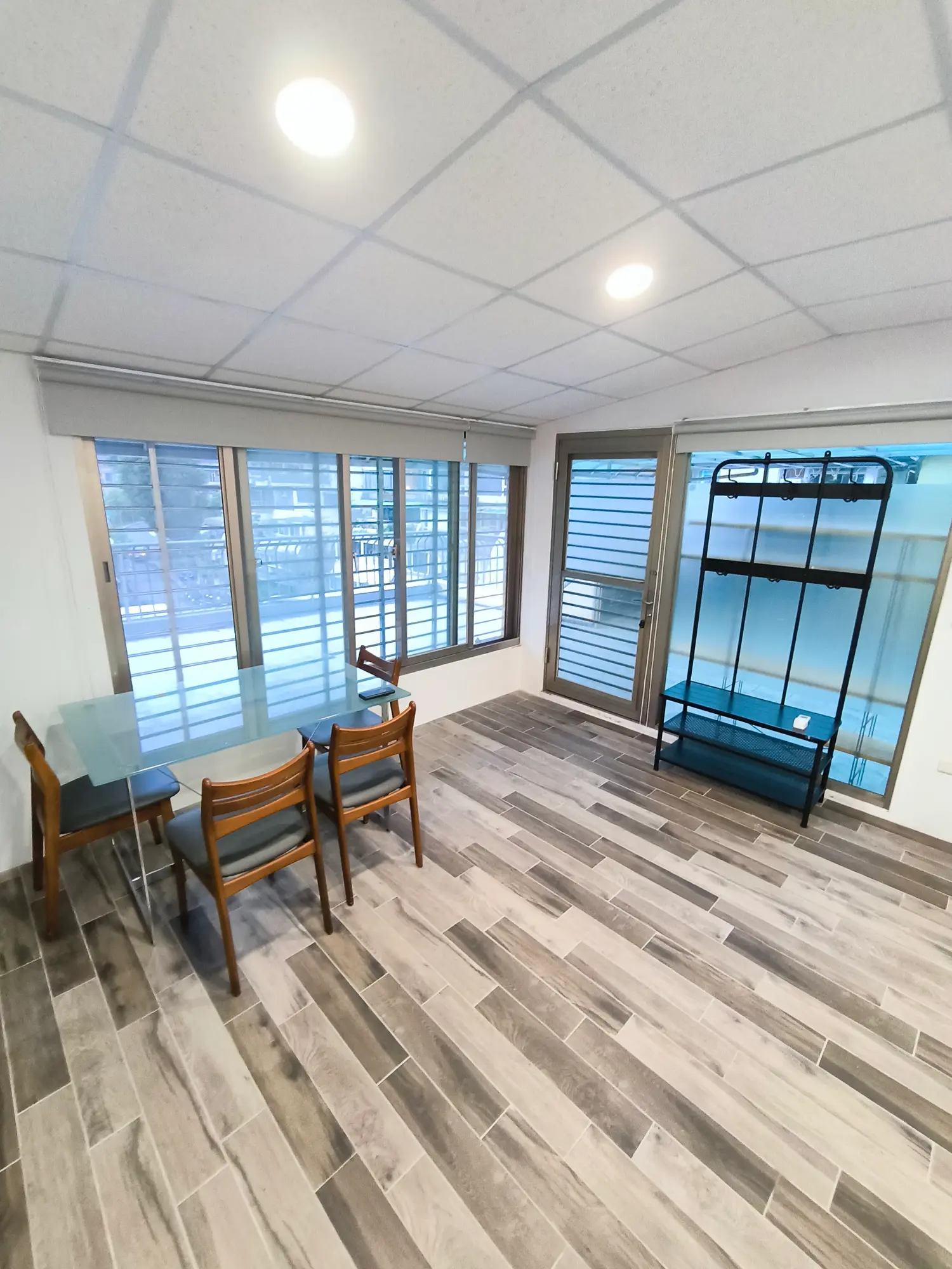 1 room apartment for rent TWD 17 500 - 15 ping - Xinyi District,Taipei City slide 11