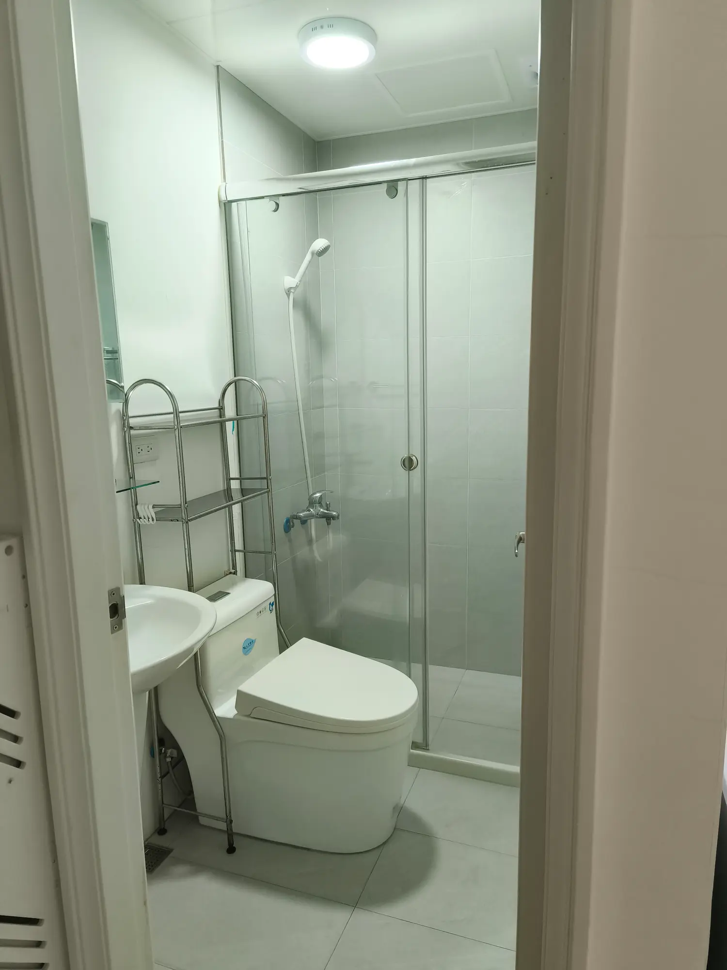 Private room for rent TWD 16 000 - 6 ping - Wanhua District,Taipei City slide 3