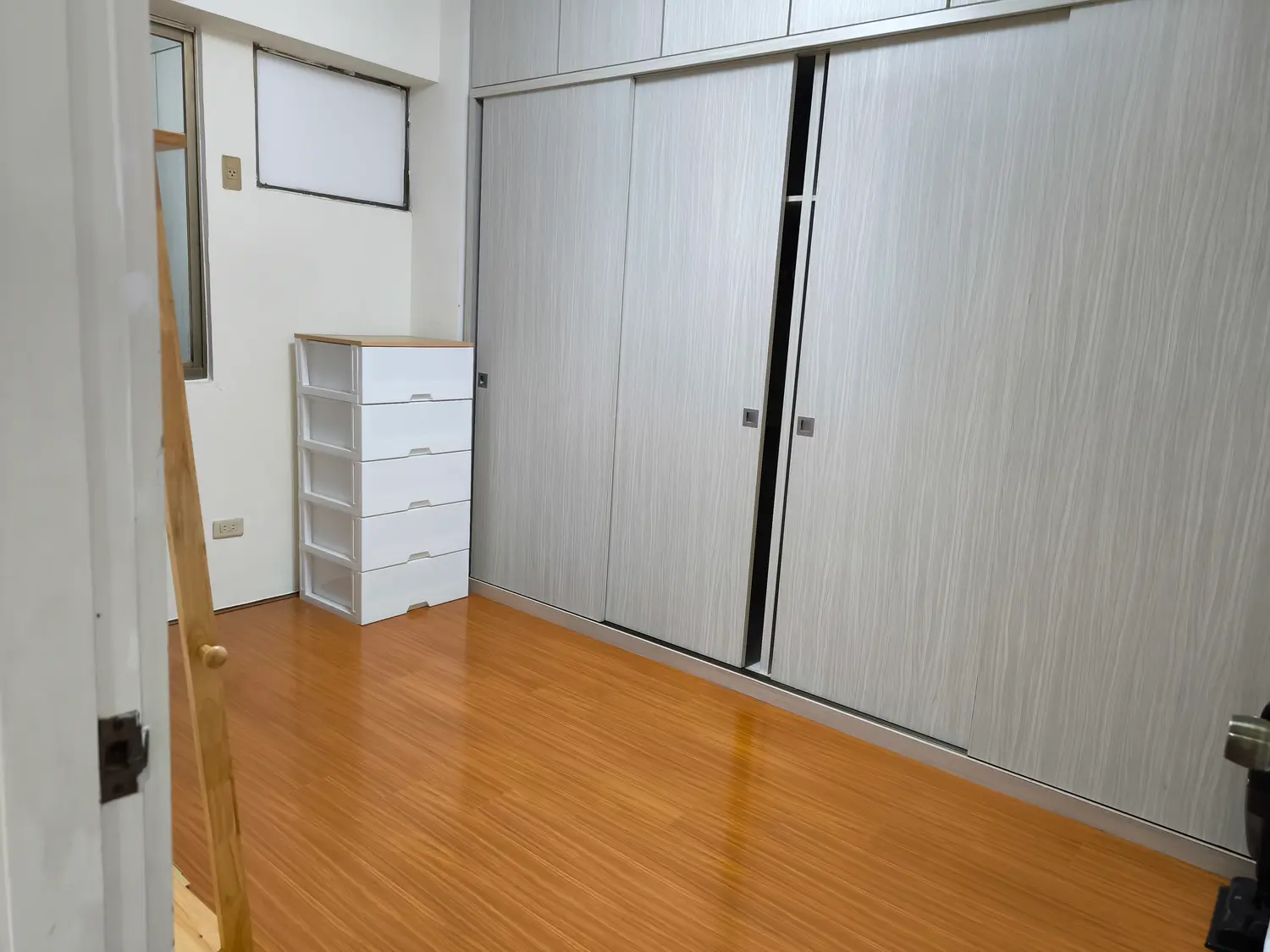 3 bedrooms apartment for rent TWD 18 000 - 22 ping - North District, Tainan City slide 4