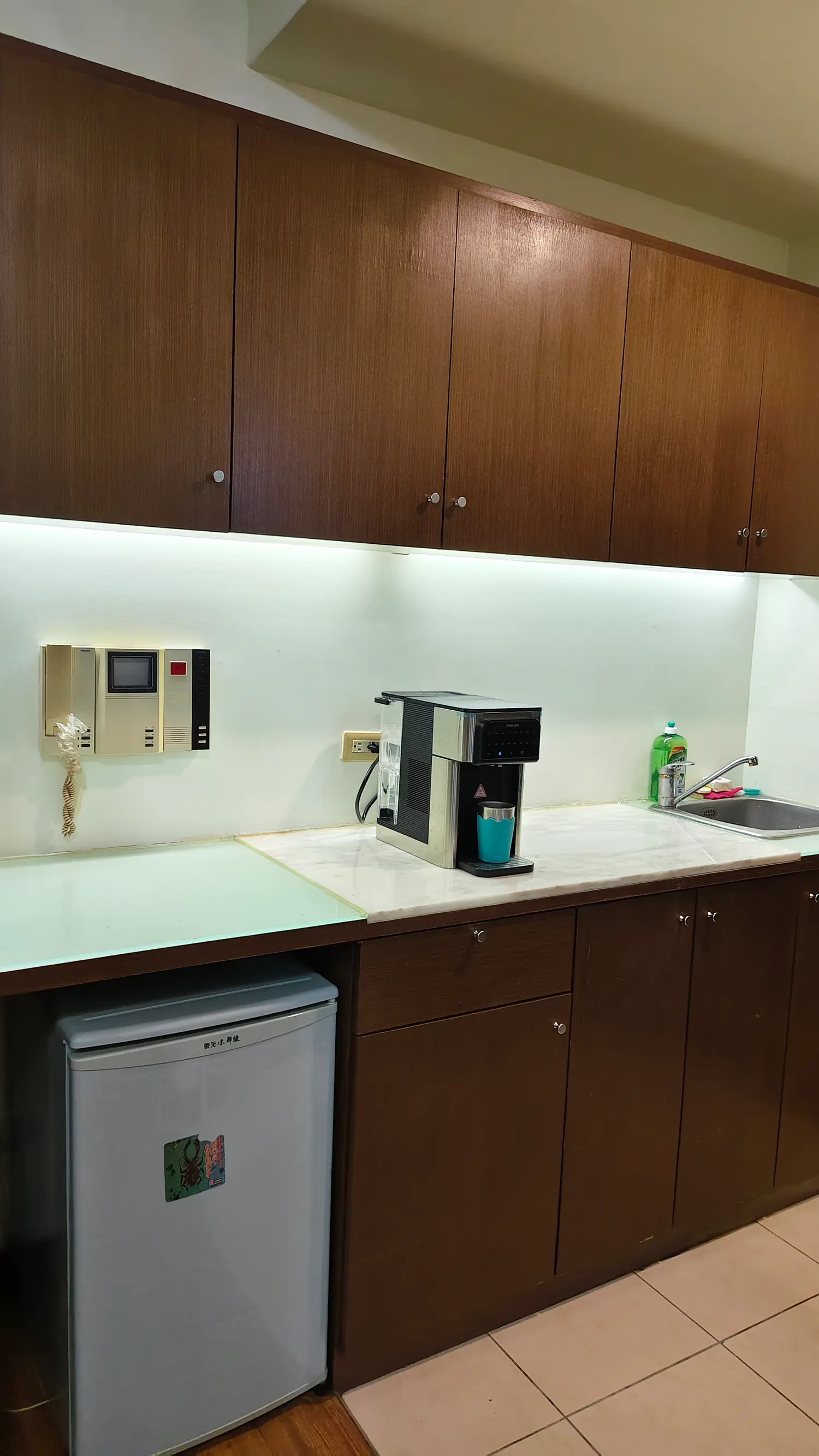 Studio apartment for rent TWD 8 500 - 9 ping - Lingya District, Kaohsiung City slide 7