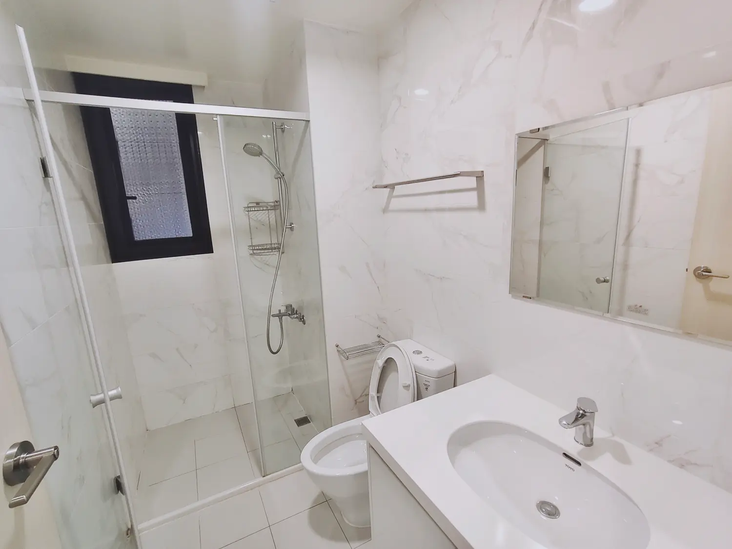3 bedrooms apartment for rent in Nantun District, Taichung City | NT$ 31 000 | 23 ping slide 10