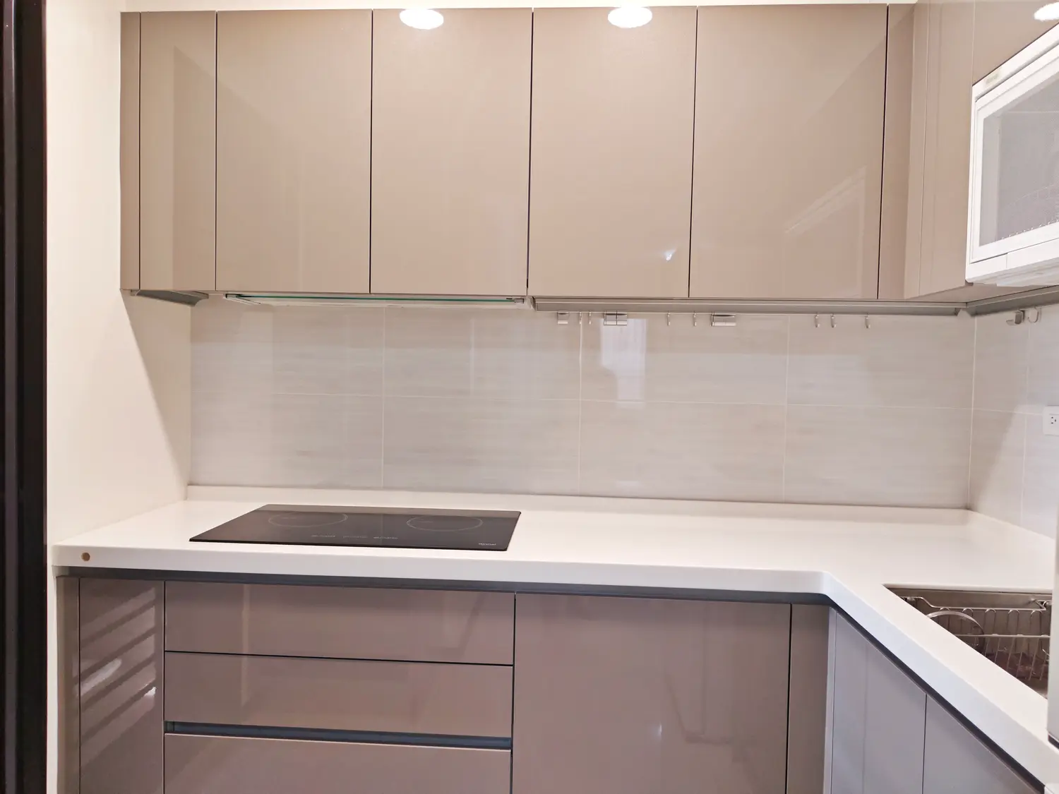 3 bedrooms apartment for rent in Nantun District, Taichung City | NT$ 31 000 | 23 ping slide 12