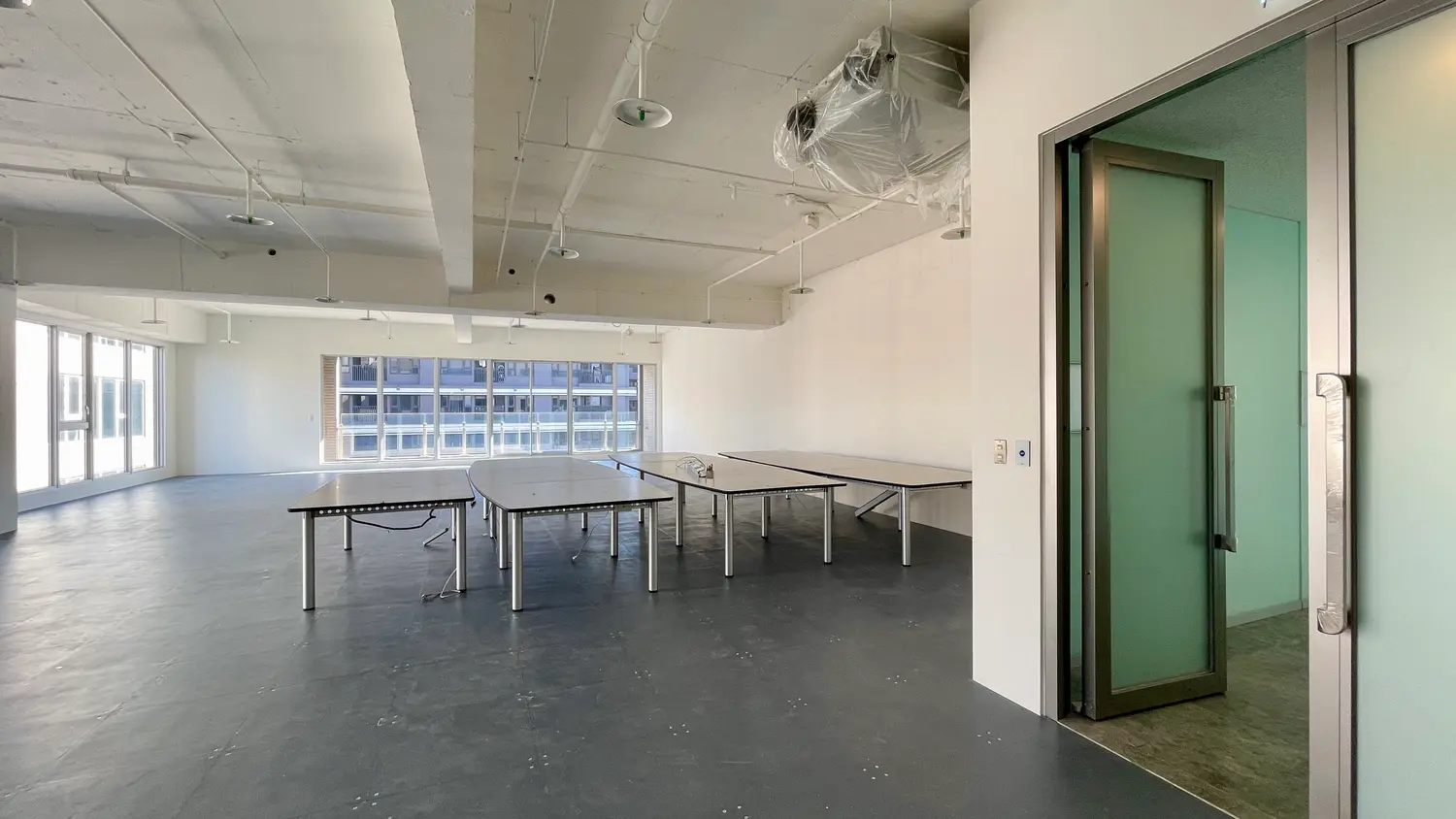 Office for rent in Zhongli District, Taoyuan City | NT$ 88 000 | 63 ping slide 8