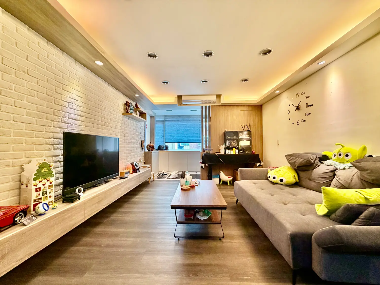 3 bedrooms apartment for sale in Xinyi District, Taipei City | TWD 23 880 000 | 25 ping slide 7