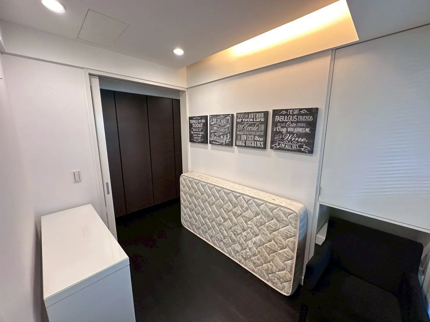 2 bedrooms apartment for rent in Xinyi District, Taipei City | NT$ 55 000 | 17 ping slide 5