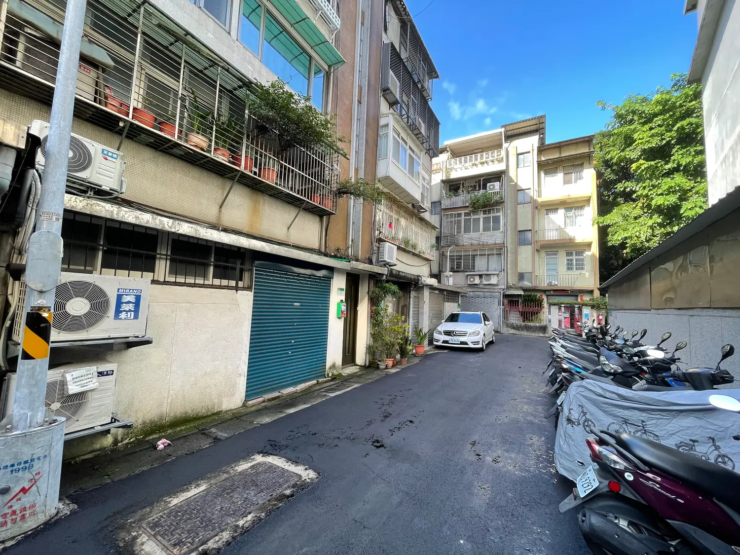 3 bedrooms apartment for rent in Daan District, Taipei City | TWD 57 000 | 30 ping slide 1
