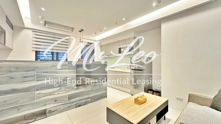 1 room apartment for rent in Xinyi District, Taipei City | NT$ 45 000 | 13 ping slide 2