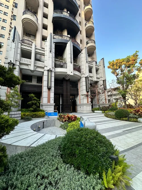 3 bedrooms apartment for rent in Beitun District, Taichung City | NT$ 36 000 | 25 ping slide 17