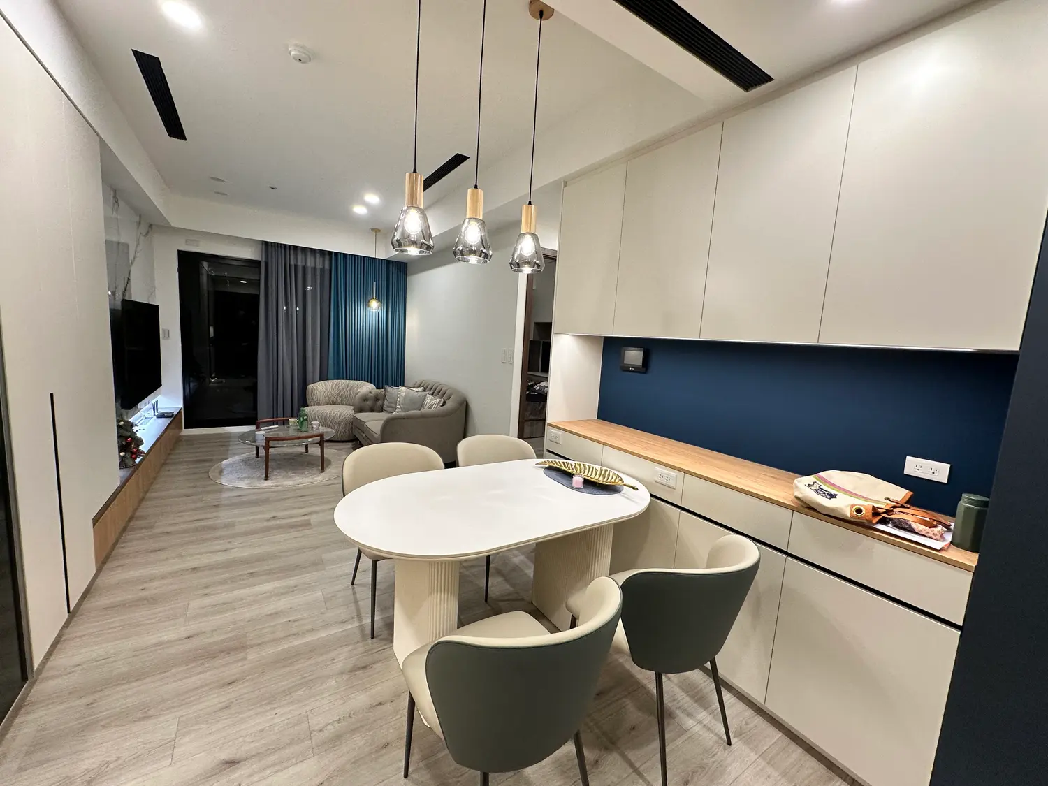 3 bedrooms apartment for rent in Beitun District, Taichung City | NT$ 36 000 | 25 ping slide 0