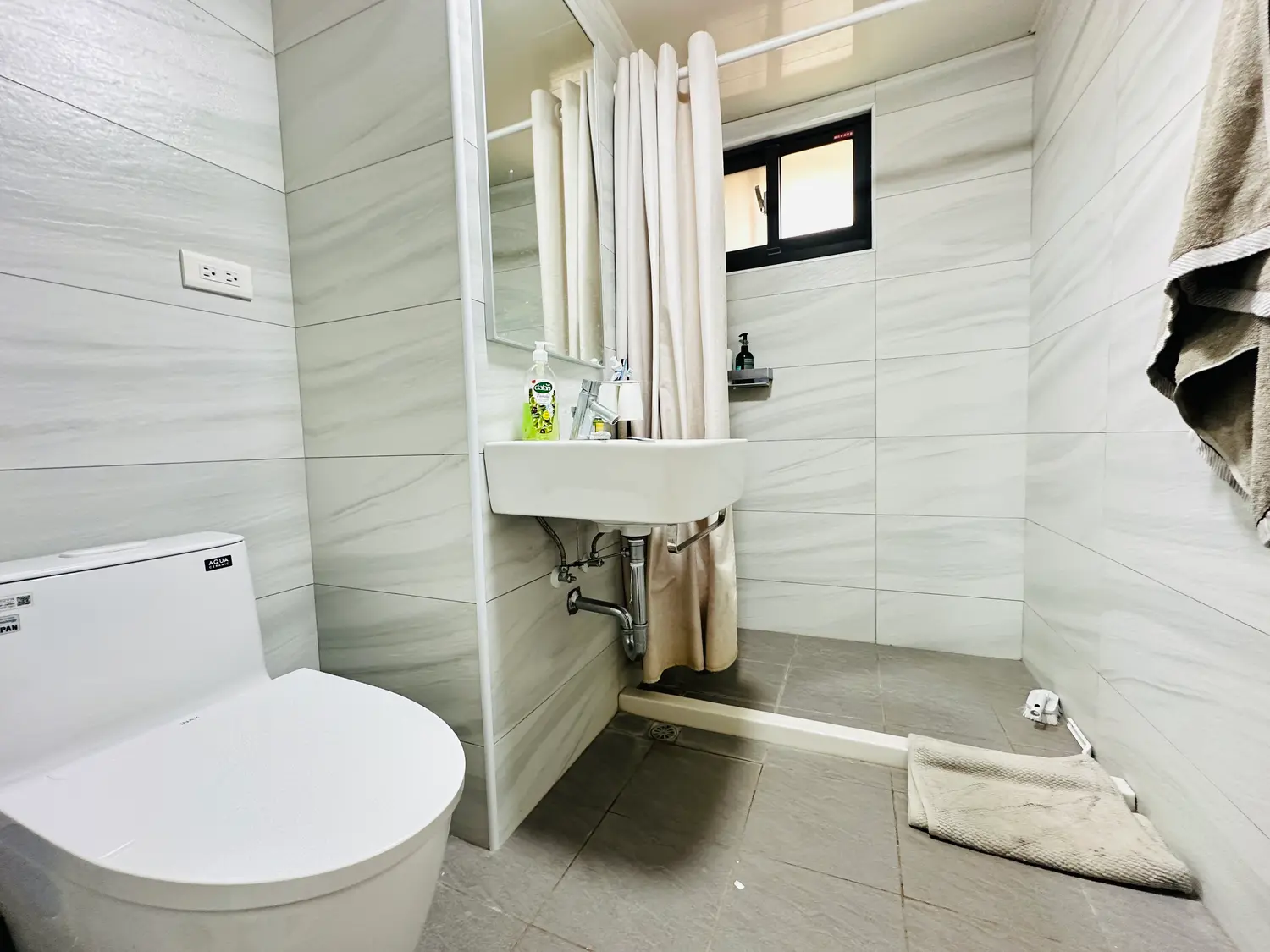 3 bedrooms apartment for rent in Nantun District, Taichung City | NT$ 33 000 | 37 ping slide 7