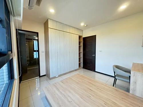 Apartment for rent TWD 19 000 - Gangxin 5th Rd - 3 bedrooms