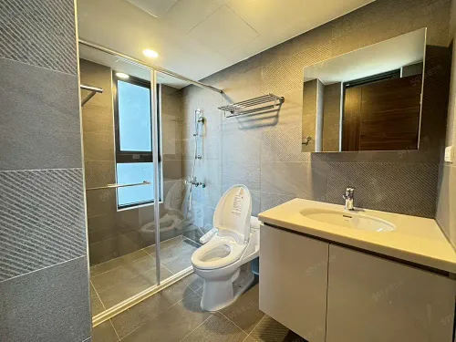 Apartment for rent TWD 19 000 - Gangxin 5th Rd - 3 bedrooms