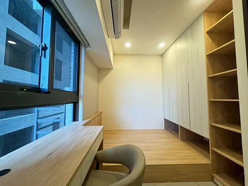 Apartment for rent TWD 19 000 - Gangxin 5th Rd - 3 bedrooms