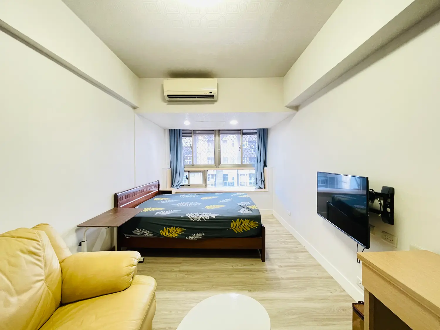 Studio apartment for rent in Zhongshan District, Taipei City | NT$ 28 000 | 10 ping slide 2
