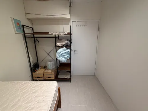 Room for rent NT$ 11 800 - Section 7, Zhongxiao East Road - 4 bedrooms