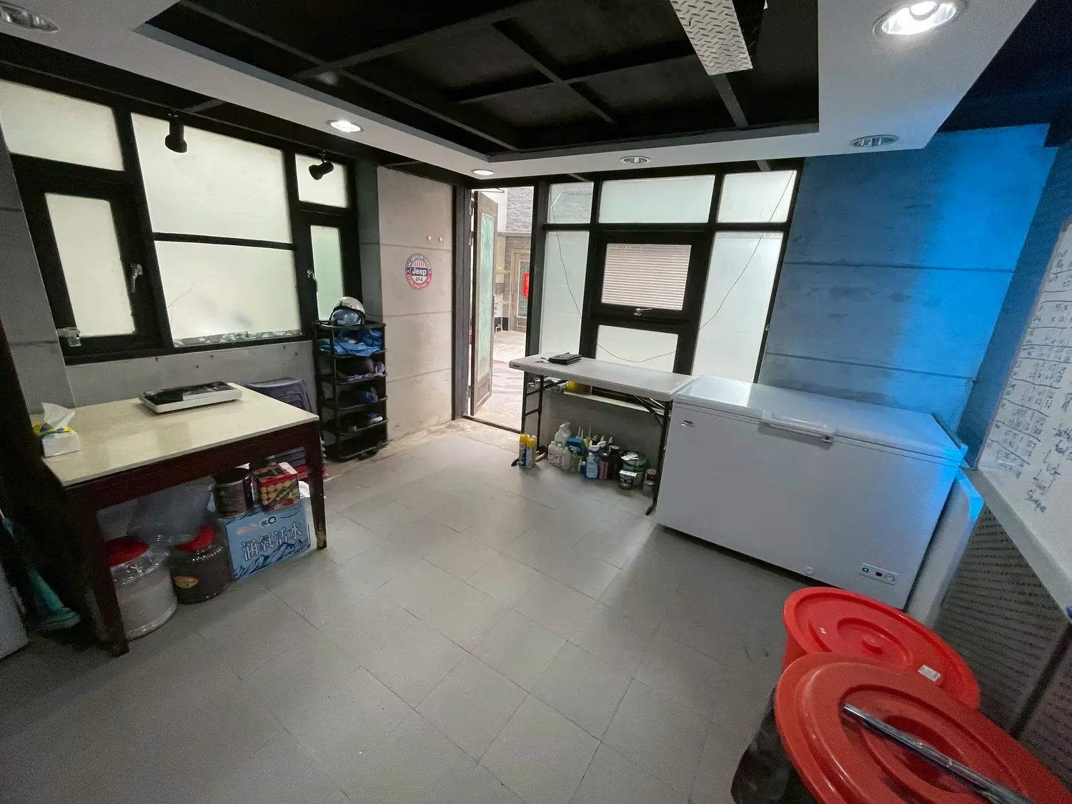 1 room townhouse for rent in Beitun District, Taichung City | NT$ 18 000 | 18 ping slide 0