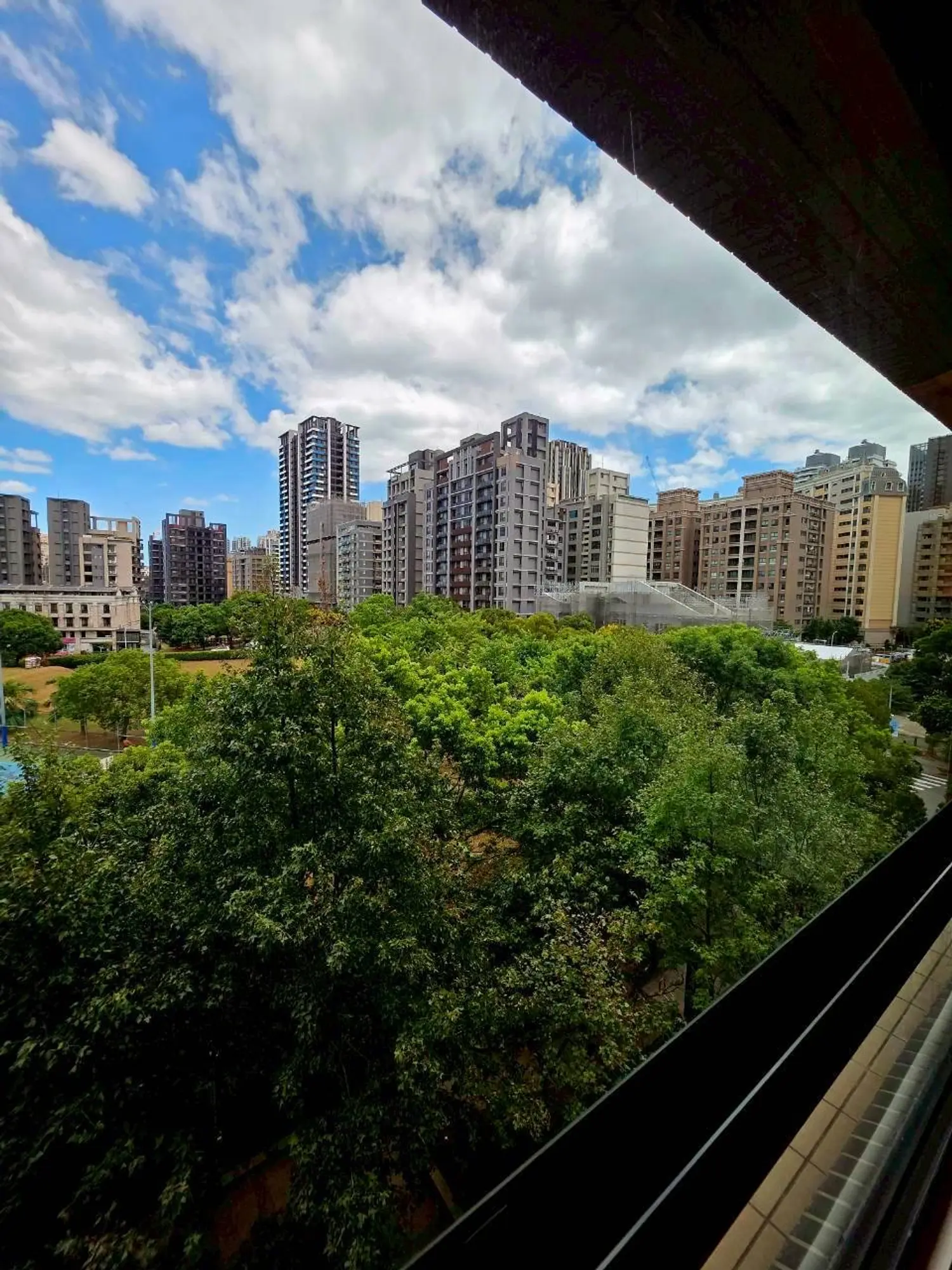 4 房 公寓 出租 TWD 45 000 - 32 坪 - 林口區,新北市 slide 0