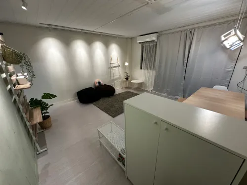 Room for rent NT$ 11 800 - Section 7, Zhongxiao East Road - 4 bedrooms