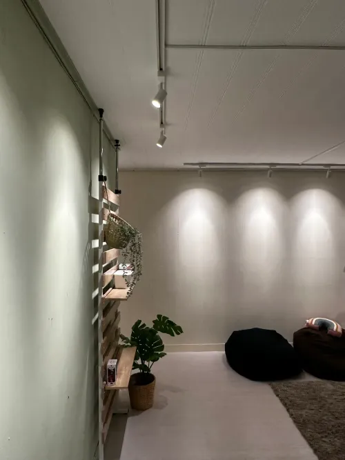 Room for rent NT$ 12 800 - Section 7, Zhongxiao East Road - 4 bedrooms