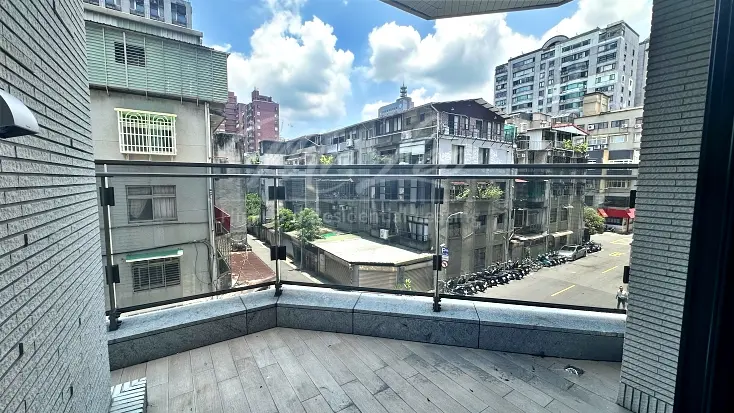 3 bedrooms apartment for rent in Daan District, Taipei City | NT$ 128 000 | 28 ping slide 12