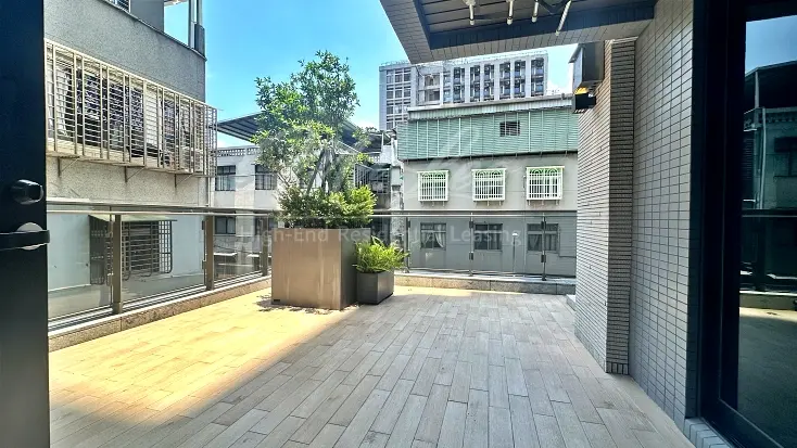 3 bedrooms apartment for rent in Daan District, Taipei City | NT$ 128 000 | 28 ping slide 13