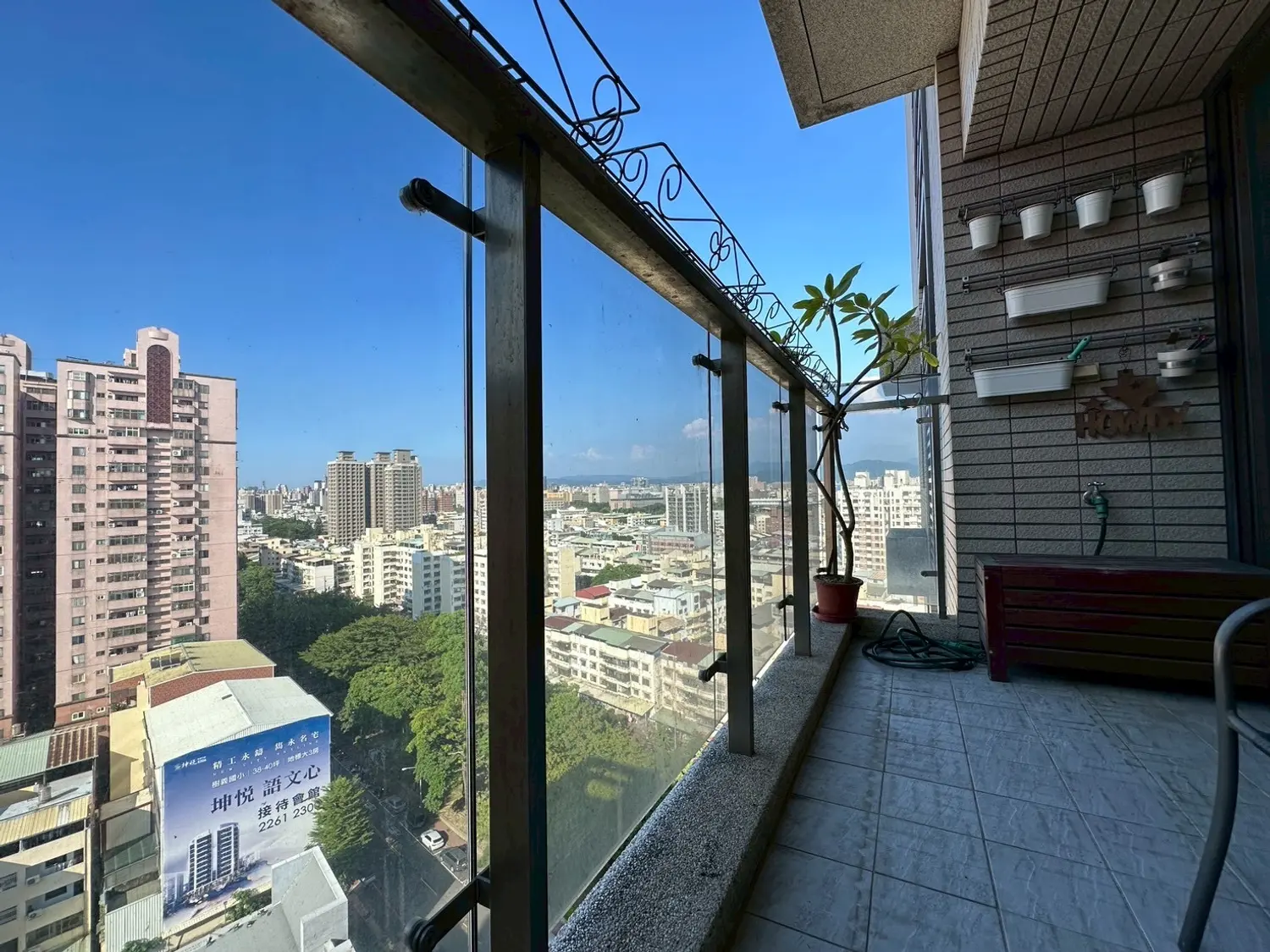 3 bedrooms apartment for rent TWD 33 000 - 23 ping - South District,Taichung City slide 9
