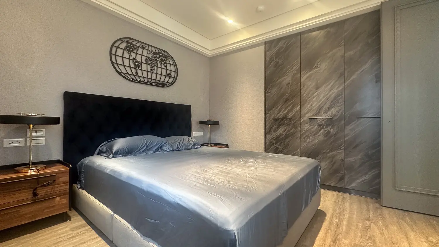3 bedrooms apartment for rent in Taipei City, Daan District | NT$ 180 000 | 34 ping slide 8