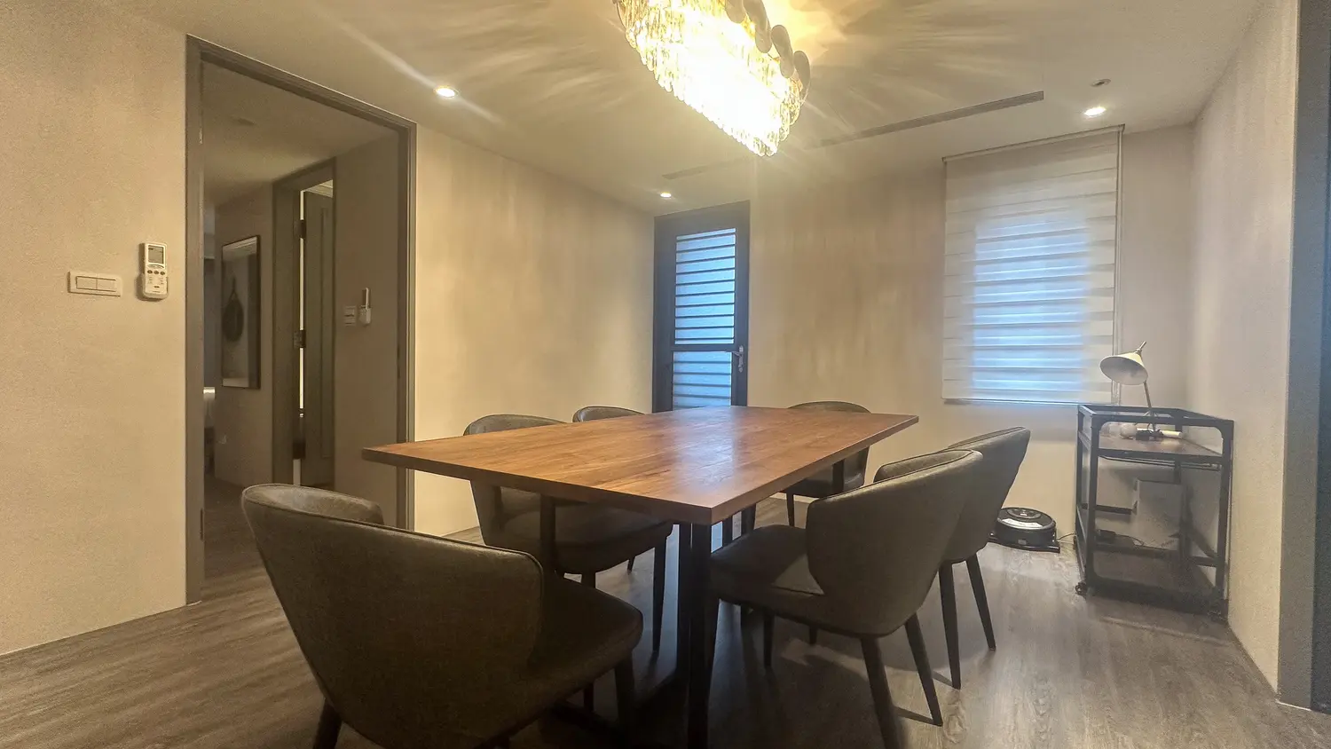 3 bedrooms apartment for rent in Taipei City, Daan District | NT$ 180 000 | 34 ping slide 3