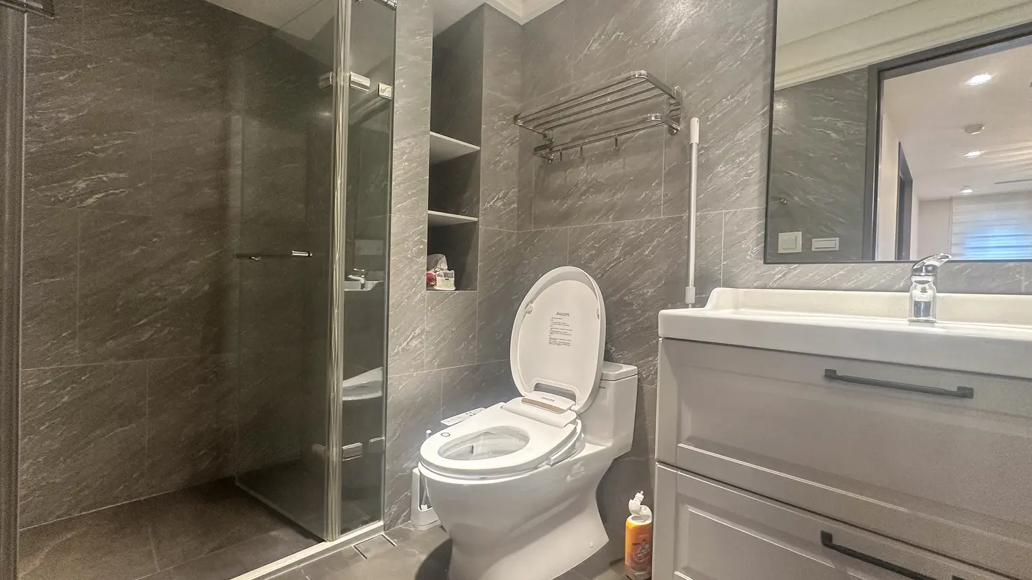 3 bedrooms apartment for rent in Taipei City, Daan District | NT$ 180 000 | 34 ping slide 12