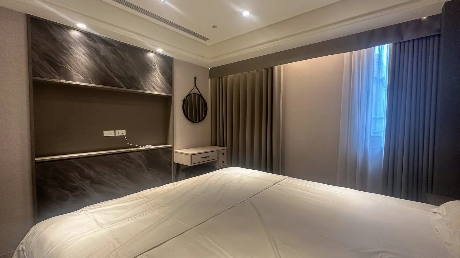 3 bedrooms apartment for rent in Taipei City, Daan District | NT$ 180 000 | 34 ping slide 5