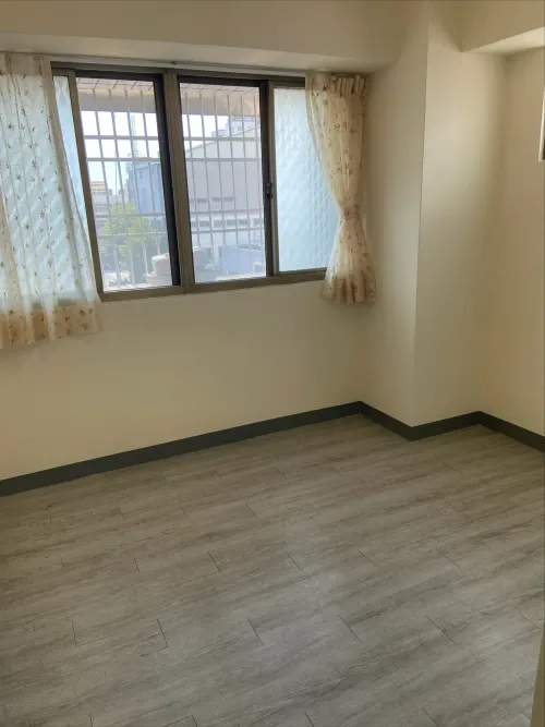 3 bedrooms apartment for sale in Dali District, Taichung City | NT$ 8 880 000 | 27 ping slide 2