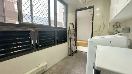 4 bedrooms apartment for rent in Zhongzheng District, Taipei City | NT$ 150 000 | 48 ping slide 16