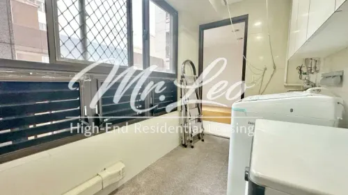 Apartment for rent NT$ 150 000 - Section 1, Jinan Road - 4 bedrooms