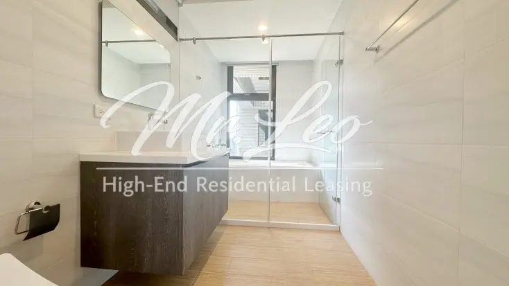 4 bedrooms apartment for rent in Nangang District, Taipei City | NT$ 123 000 | 49 ping slide 14