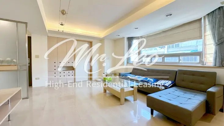 4 bedrooms apartment for rent in Shilin District, Taipei City | NT$ 66 000 | 39 ping slide 2