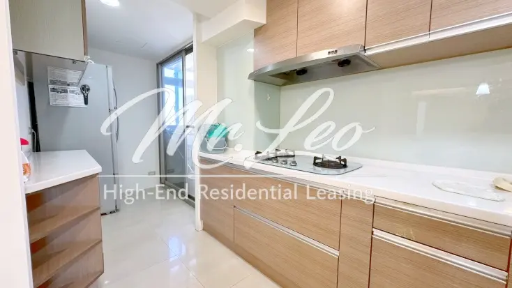 4 bedrooms apartment for rent in Shilin District, Taipei City | NT$ 66 000 | 39 ping slide 5