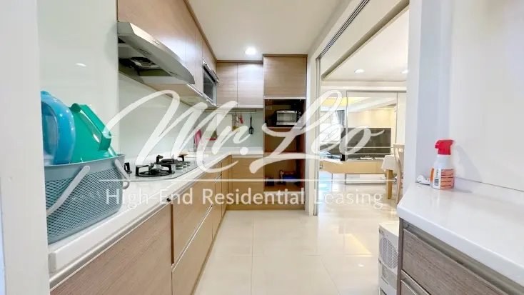 4 bedrooms apartment for rent in Shilin District, Taipei City | NT$ 66 000 | 39 ping slide 4