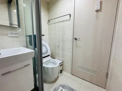 2 bedrooms apartment for rent in Xitun District, Taichung City | NT$ 33 000 | 15 ping slide 5