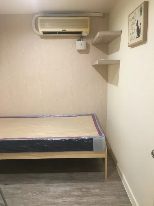 Room for rent NT$ 11 000 - Alley 37, Lane 236, Section 5, Zhongxiao E Rd - 6 bedrooms