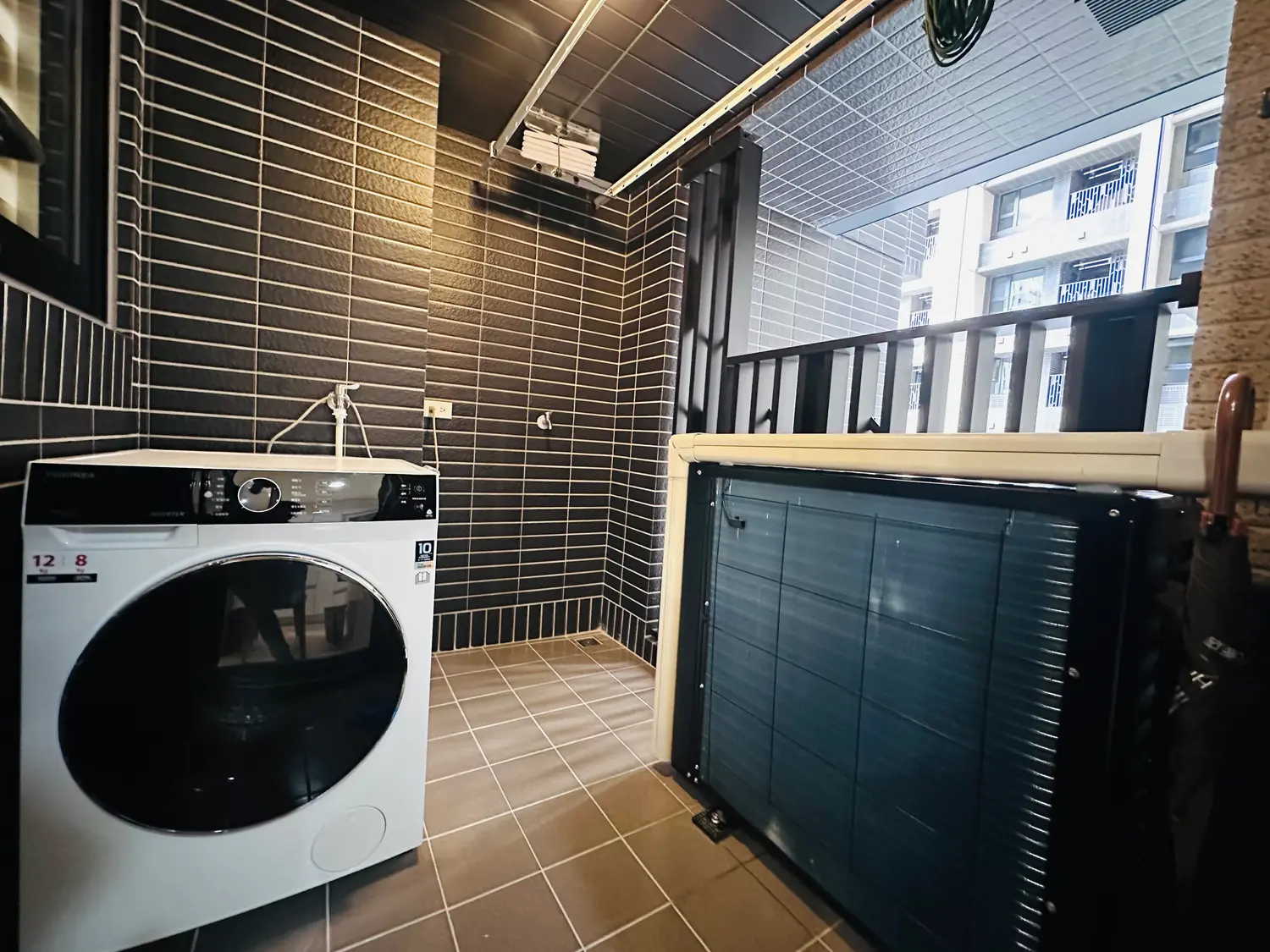 2 bedrooms apartment for rent in Xitun District, Taichung City | NT$ 33 000 | 15 ping slide 10