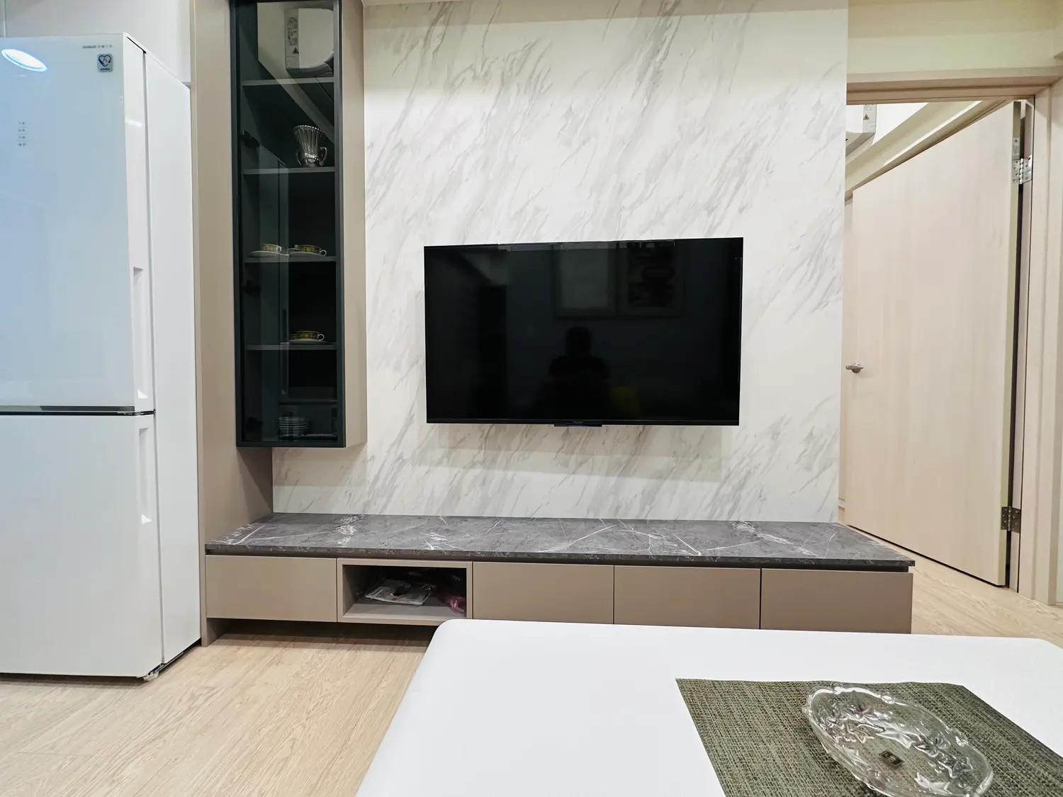 2 bedrooms apartment for rent in Xitun District, Taichung City | NT$ 32 000 | 15 ping slide 9