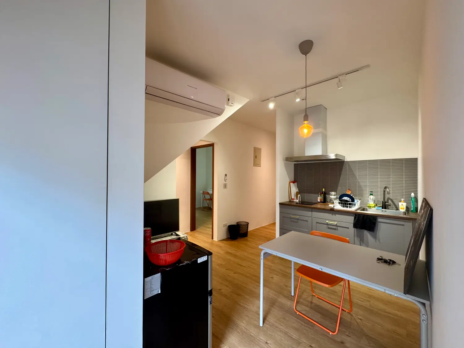 2 房 公寓 出租 TWD 36 500 - 19 坪 - 萬華區,台北市 slide 0