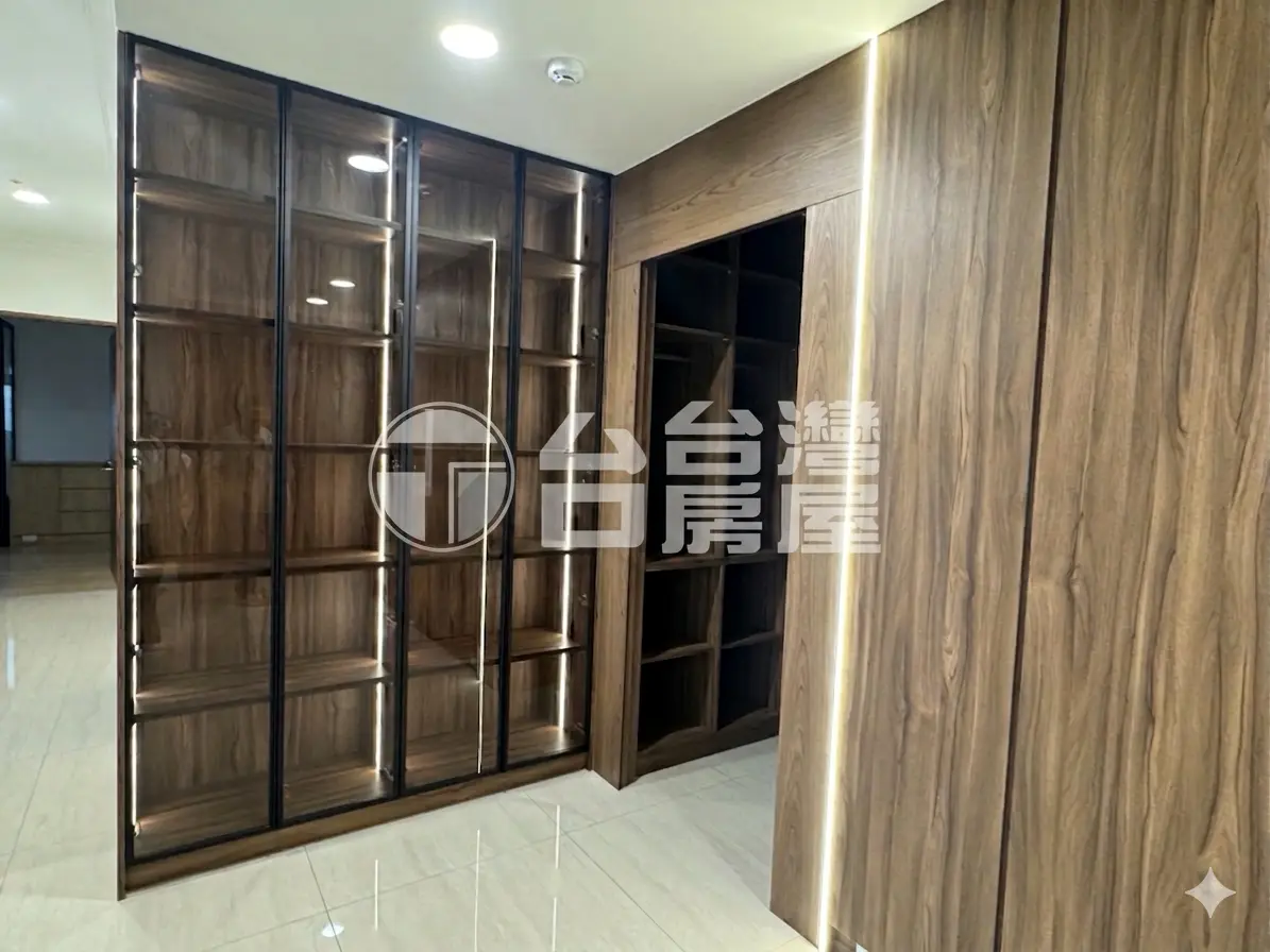 3 bedrooms apartment for rent in Taipei City, Daan District | NT$ 220 000 | 51 ping slide 5
