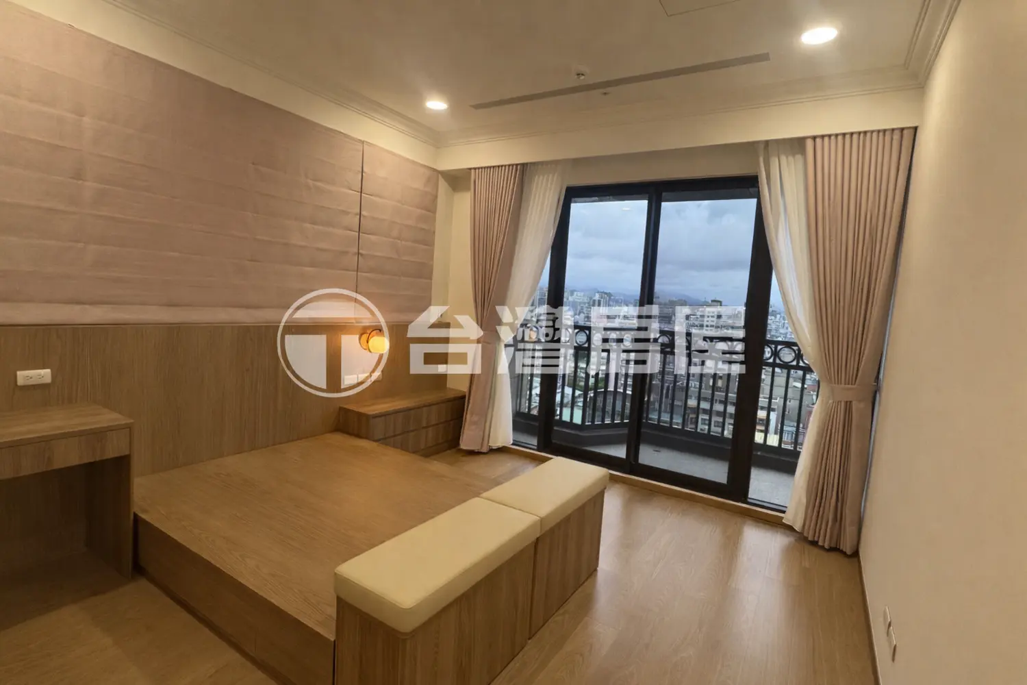 3 bedrooms apartment for rent in Taipei City, Daan District | NT$ 220 000 | 51 ping slide 11