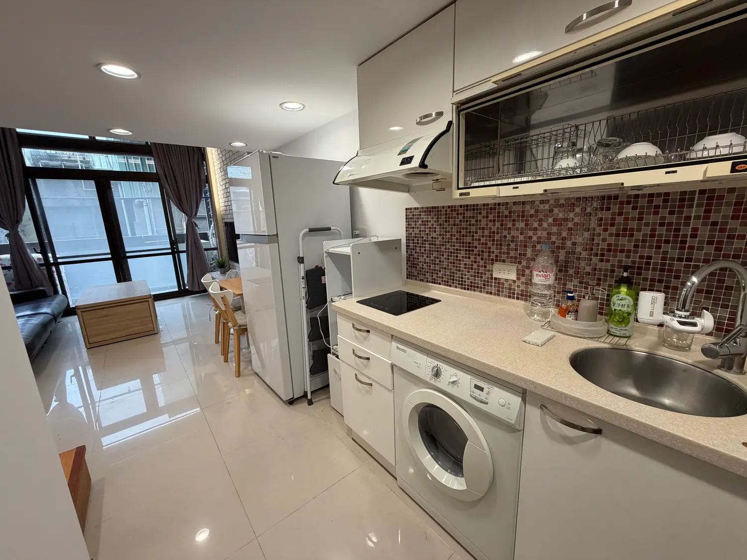 Studio apartment for rent in Daan District, Taipei City | NT$ 30 000 | 12 ping slide 5