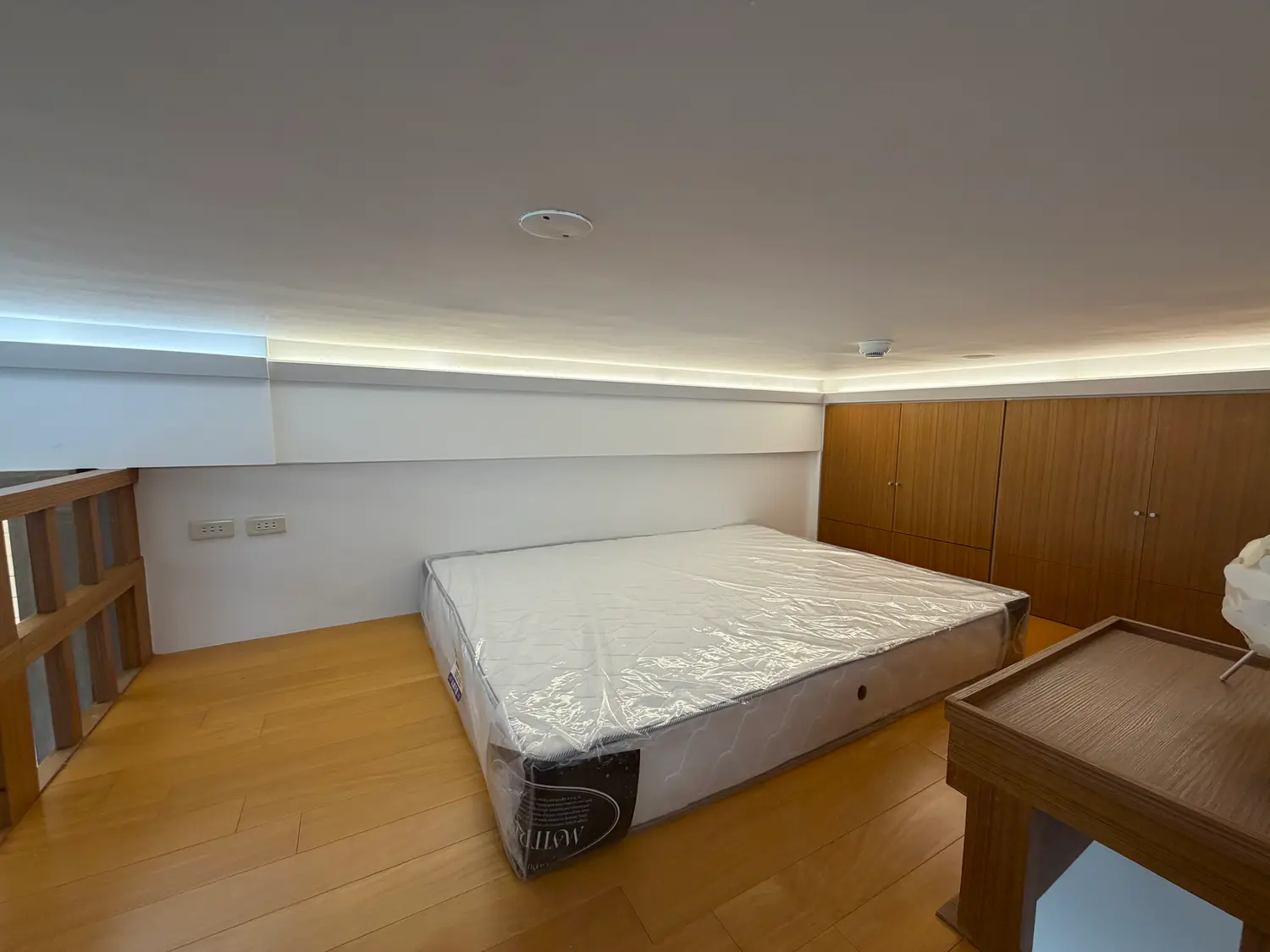 Studio apartment for rent in Daan District, Taipei City | NT$ 30 000 | 12 ping slide 4