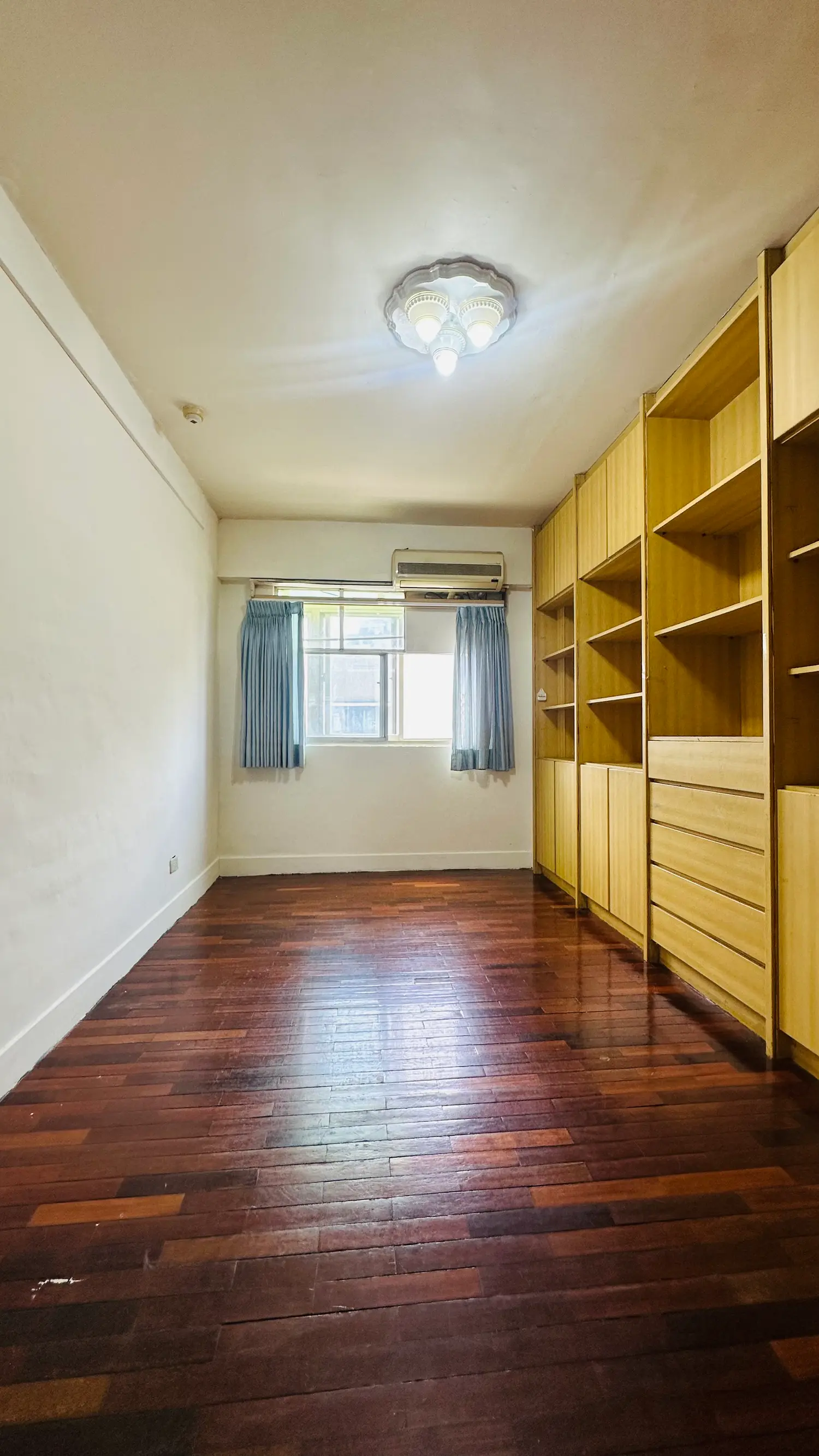 3 bedrooms apartment for rent in Wanhua District, Taipei City | NT$ 45 000 | 48 ping slide 6