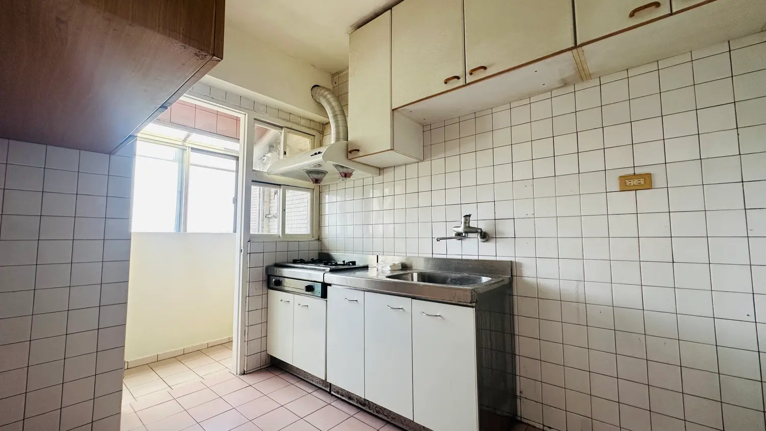 3 bedrooms apartment for rent in Wanhua District, Taipei City | NT$ 45 000 | 48 ping slide 12