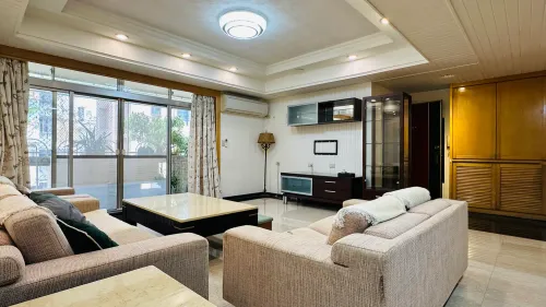 4 bedrooms apartment for rent in Shilin District, Taipei City | NT$ 50 000 | 48 ping slide 14